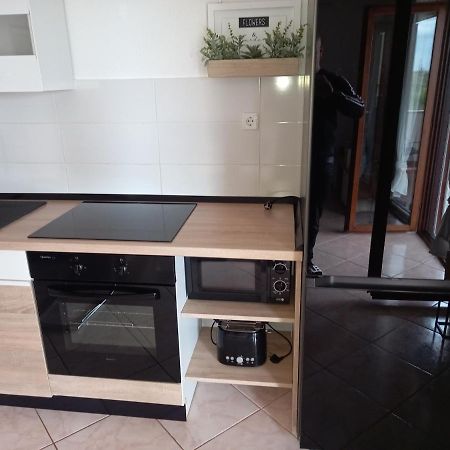 Vacation Home Katarina Nin Bagian luar foto